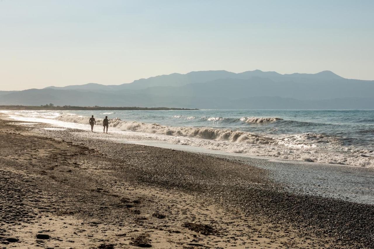 Gt Beach Maleme Extérieur photo