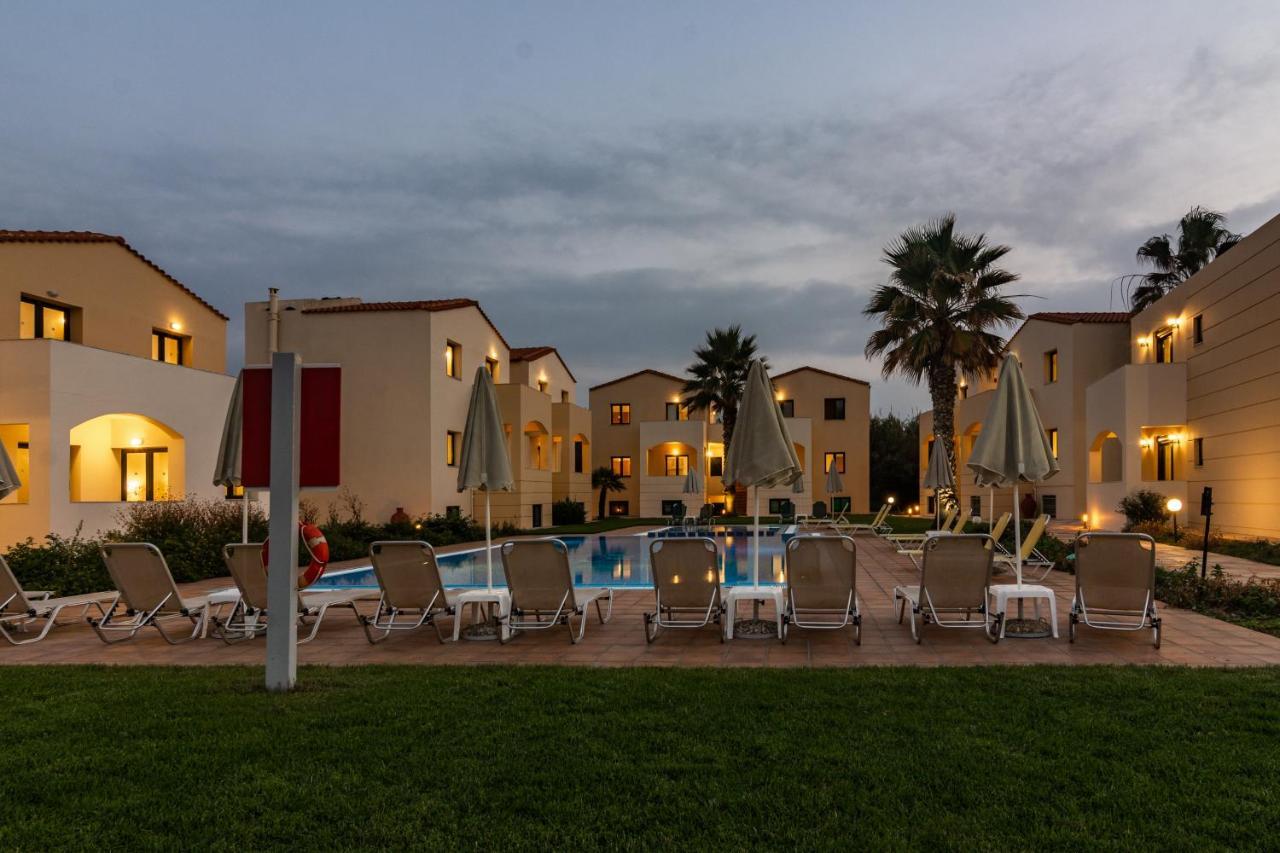 Gt Beach Maleme Extérieur photo